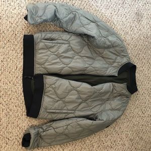 Under Armour Puffy Bomber Jacket (Reversible)